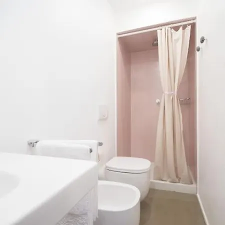 Romantic Loft Porta Venezia Milan