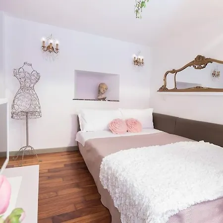Romantic Loft Porta Venezia Appartement
