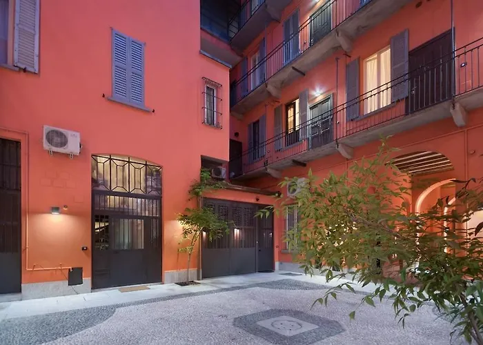 Romantic Loft Porta Venezia Apartment *